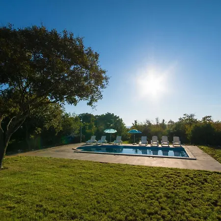 Casa vacanze Klara, Beautiful And Secluded Close To The Ubasico
